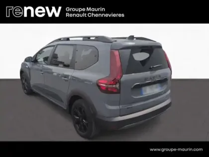 Photo 6 Dacia Jogger  1.6 hybrid 140ch Extreme 7 places -24