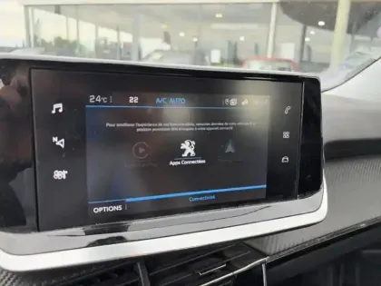 Photo 14 Peugeot 2008  1.2 PureTech 100ch S&S Style