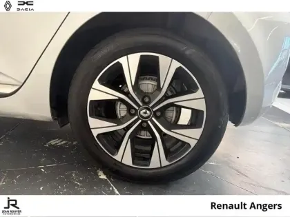 Photo 22 Renault Clio  1.5 Blue dCi 100ch Evolution