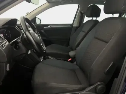 Photo 13 Volkswagen Tiguan  2.0 TDI 150ch IQ.Drive DSG7 Euro6d-T