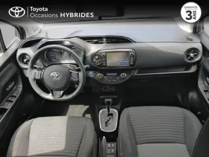 Photo 7 Toyota Yaris  100h Dynamic 5p RC18