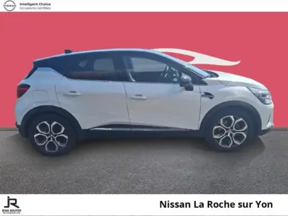 Photo 26 Renault Captur  1.6 E-Tech hybride 145ch Techno Fast Track