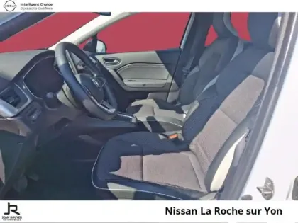Photo 17 Renault Captur  1.6 E-Tech hybride 145ch Techno Fast Track