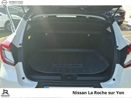 Photo 21 Renault Captur  1.6 E-Tech hybride 145ch Techno Fast Track