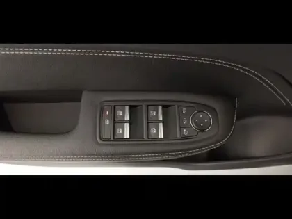 Photo 6 Renault Arkana  1.6 E-Tech 145ch Intens -21B