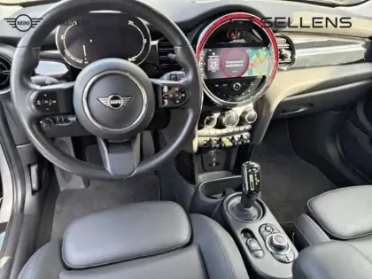 Photo 6 Mini Mini  Cooper SE 184ch Edition Resolute Essential BVA