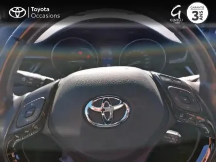 Photo 12 Toyota C-HR  122h Dynamic 2WD E-CVT RC18