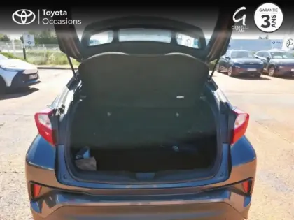 Photo 9 Toyota C-HR  122h Dynamic 2WD E-CVT RC18