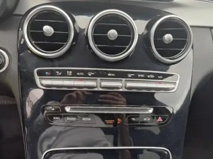 Photo 12 Mercedes Classe C  200 d 2.2 Executive 9G-Tronic