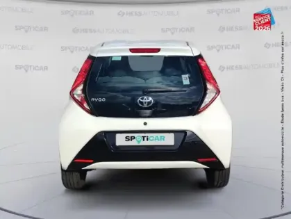 Photo 6 Toyota Aygo  1.0 VVT-i 72ch x-play x-app 5p MC18