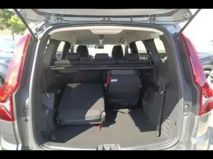 Photo 11 Dacia Jogger  1.6 hybrid 140ch Extreme 7 places -24
