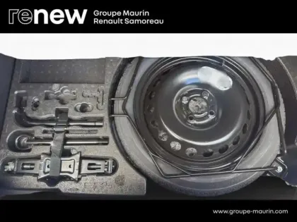 Photo 9 Renault Clio  1.6 E-Tech 145ch full hybrid Techno - 24