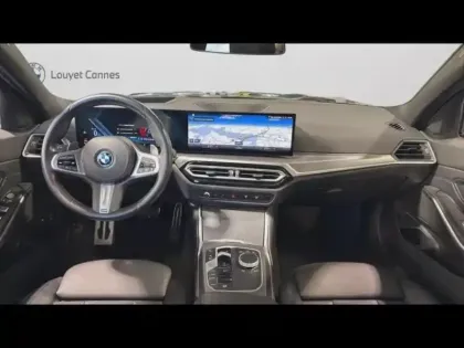 Photo 28 BMW Serie 3 Série 3 Touring 330eA xDrive 292ch M Sport