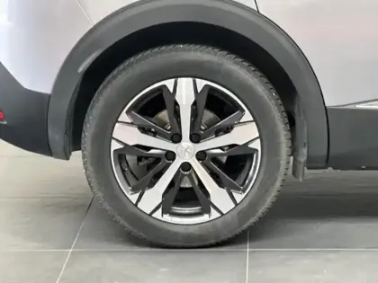 Photo 10 Peugeot 3008  1.2 PureTech 130ch E6.c Allure S&S EAT8