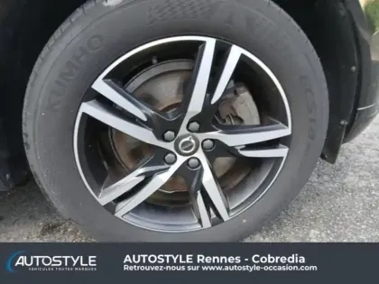 Photo 8 Volvo Xc60  B4 AdBlue AWD 197ch R-Design Geartronic