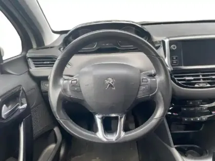 Photo 11 Peugeot 208  1.2 PureTech 82ch Active 5p