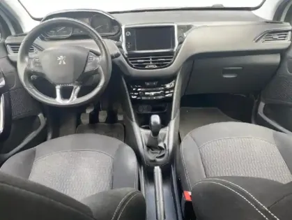 Photo 7 Peugeot 208  1.2 PureTech 82ch Active 5p