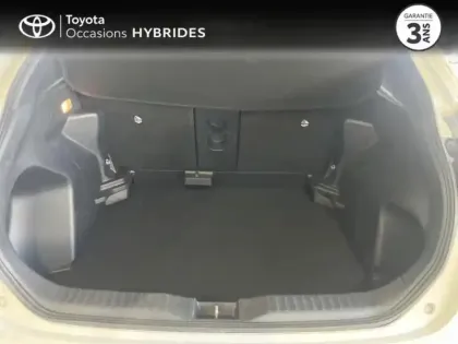 Photo 9 Toyota Yaris  Cross 130h Design Pack Cargo