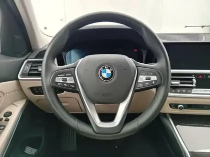 Photo 11 BMW Serie 3 Série 3 320dA 190ch Luxury