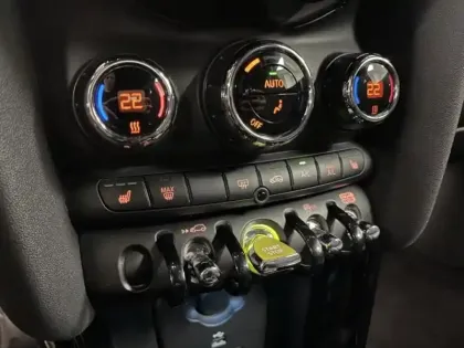 Photo 12 Mini Mini  Cooper SE 184ch Edition Premium BVA 5CV