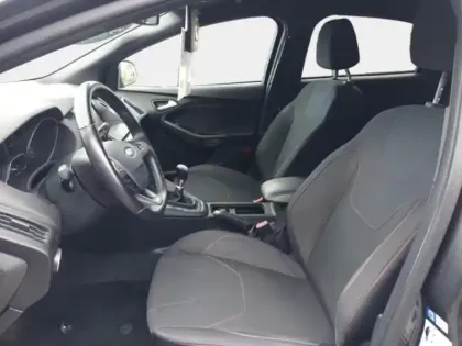 Photo 13 Ford Focus  1.0 EcoBoost 125ch Stop&Start ST Line