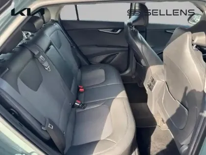Photo 6 Kia Niro  1.6 GDi 183ch PHEV Active DCT6