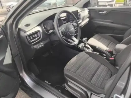 Photo 8 Kia Stonic  1.0 T-GDi 100ch Active DCT7