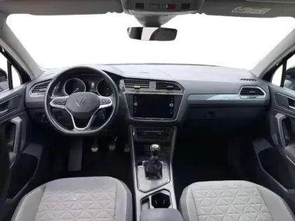Photo 5 Volkswagen Tiguan  1.5 TSI 150ch Life