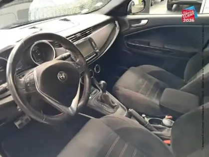 Photo 14 Alfa Romeo Giulietta  1.4 TB MultiAir 170ch Imola Stop&Start TCT