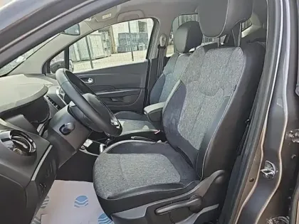 Photo 8 Renault Captur  1.3 TCe 150ch FAP Intens