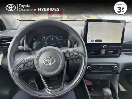 Photo 8 Toyota Yaris  116h Design 5p MC24