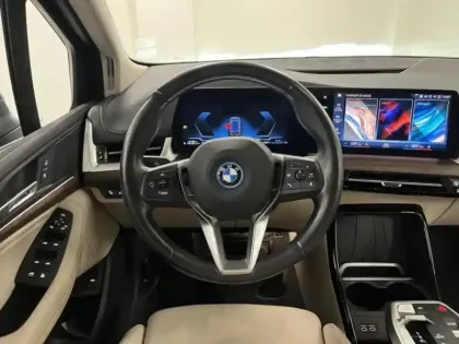 Photo 9 BMW Serie 2 Série 2 ActiveTourer 225e 245ch xDrive Luxury DKG7