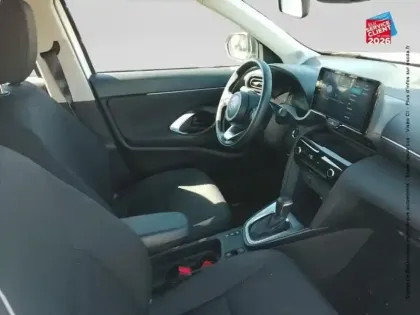 Photo 12 Toyota Yaris  Cross 116h Dynamic MC24
