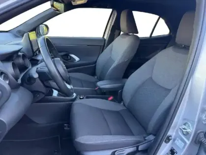 Photo 8 Toyota Yaris  Cross 116h Design AWD-i MY22