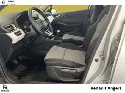 Photo 11 Renault Clio  1.5 Blue dCi 100ch Evolution