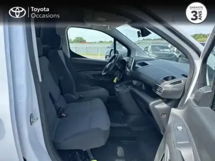 Photo 5 Toyota Proace  CITY Medium 130 D-4D Business BVA RC21
