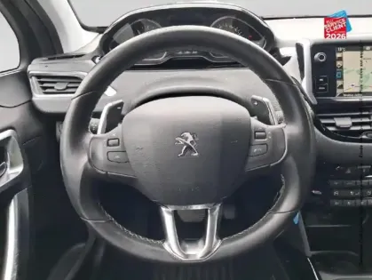 Photo 11 Peugeot 2008  1.6 BlueHDi 100ch Allure Business S&S ETG6