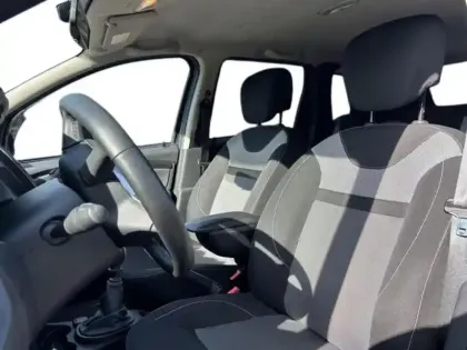 Photo 6 Dacia Duster  1.5 dCi 110ch Black Touch 4X2