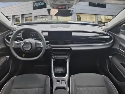Photo 8 Fiat 600  1.2 Hybrid Turbo 110ch Pop eDCT6 Step 2