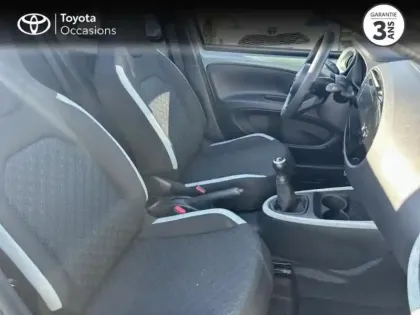 Photo 5 Toyota Aygo  X 1.0 VVT-i 72ch Air Design MY24
