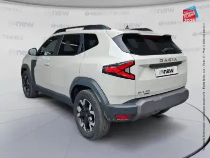 Photo 7 Dacia Duster  1.6 hybrid 140ch Extreme