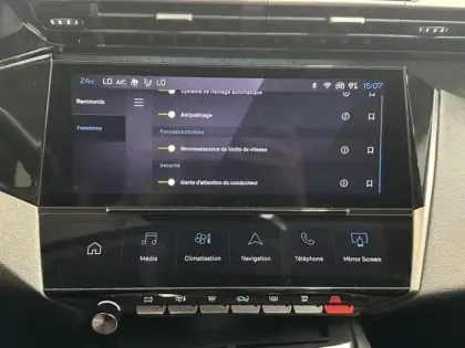 Photo 14 Peugeot 308  1.2 130 S&S Allure Camera / carplay / Led