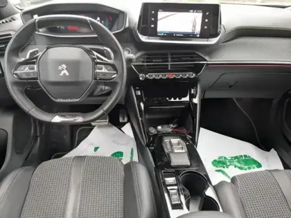 Photo 6 Peugeot 2008  1.2 PureTech 130ch S&S GT EAT8
