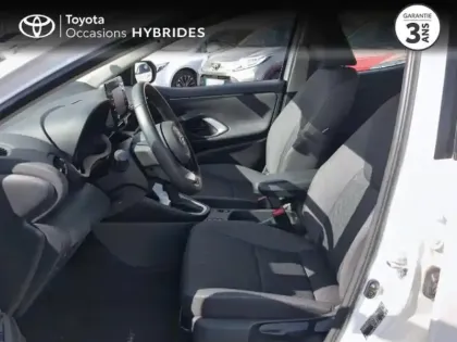 Photo 10 Toyota Yaris  116h Dynamic 5p MY22