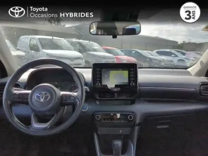 Photo 7 Toyota Yaris  116h Dynamic 5p MY22