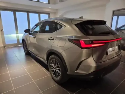 Photo 13 Lexus Nx  450h+ Luxe 4WD MY25