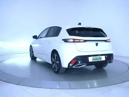 Photo 31 Peugeot 308  PureTech 130ch S&S EAT8