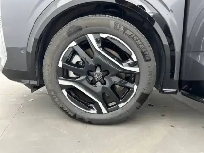 Photo 12 Peugeot 3008  Electrique 210 ch 73 kWh