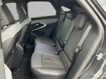 Photo 11 Peugeot 3008  Electrique 210 ch 73 kWh