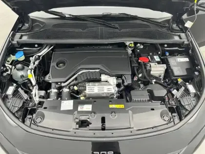 Photo 21 Peugeot 308  Hybrid 145 e-DCS6